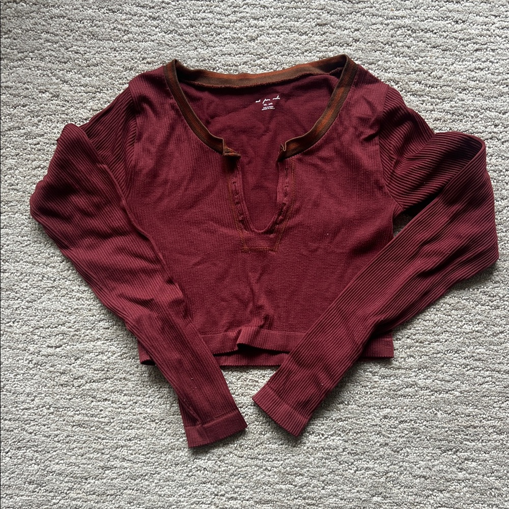 Urban Outfitters Long Sleeve Crop - M/L